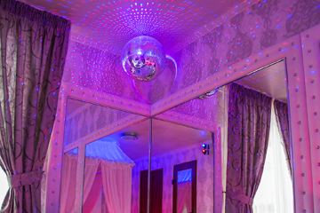 Hotel Boutique Mikaela Brasov dus