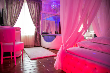 Hotel Boutique Mikaela Brasov baie 2